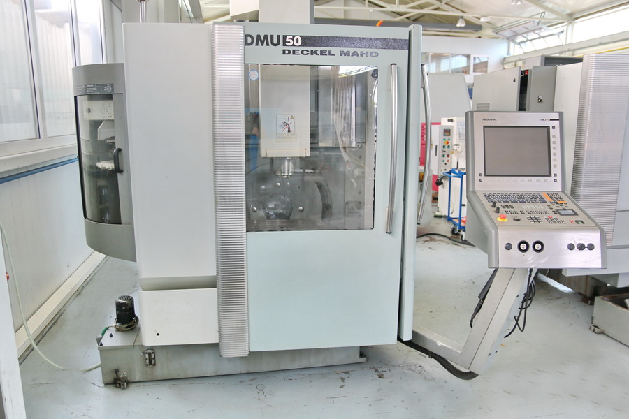 Centre d'usinage 5 axes DECKEL MAHO DMU 50 d'occasion
