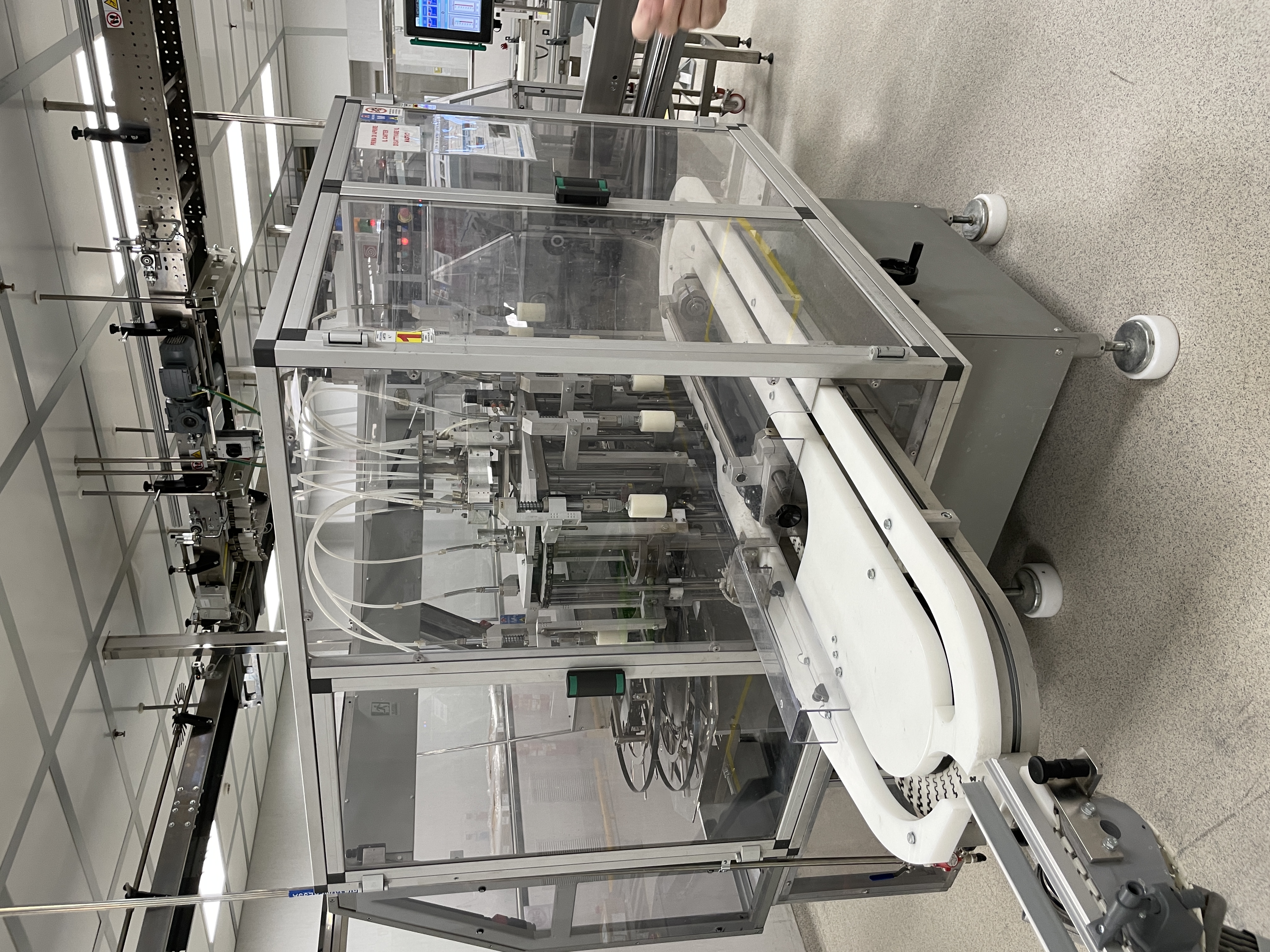 Etuyeuse Cam AVC 1