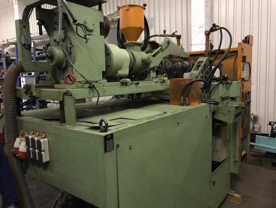 Souffleuse plastique Bekum BM 08D