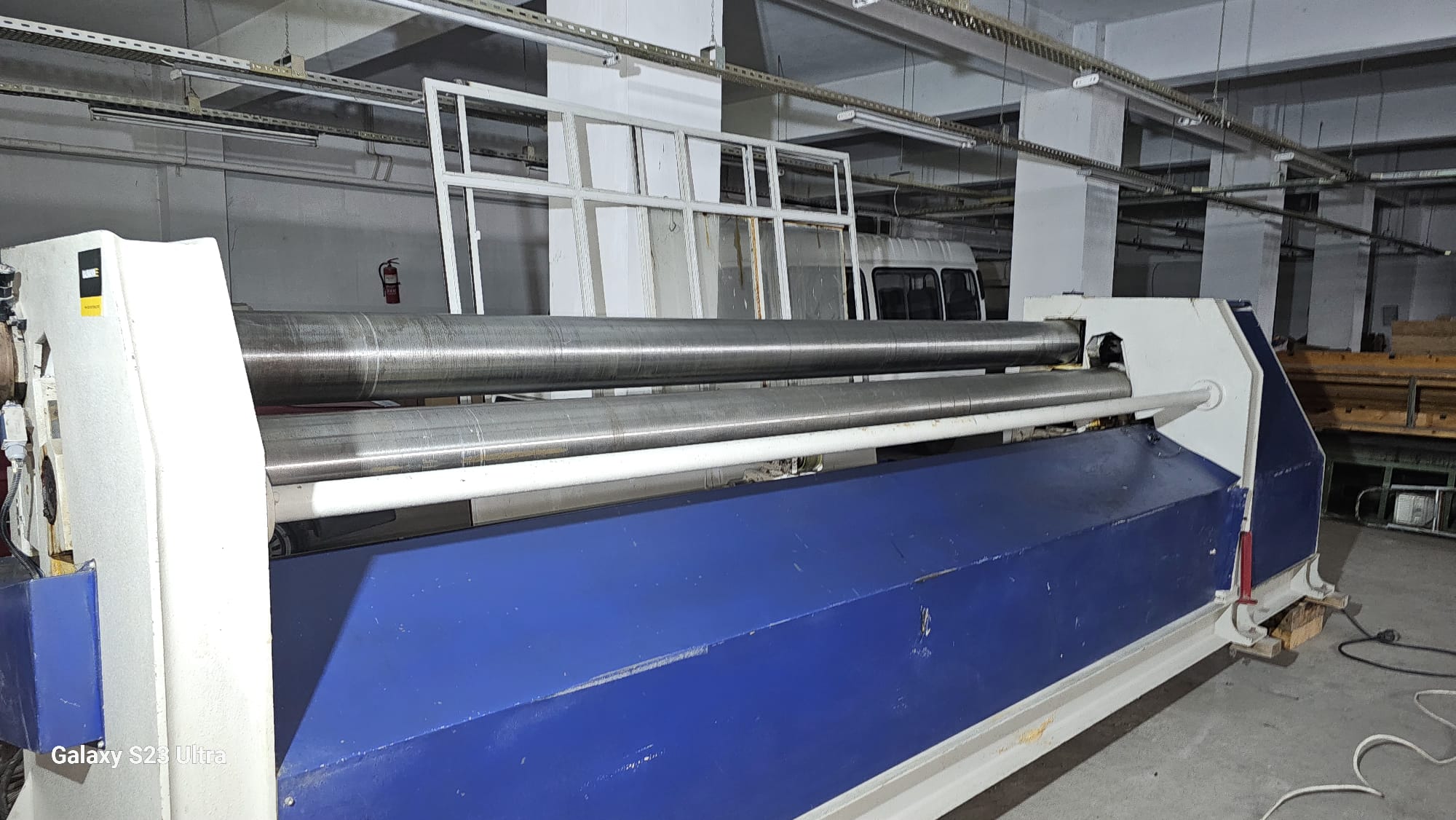 Machine à rouler les plaques Bendmak CYL ST 190-30/5 à 3 rouleaux