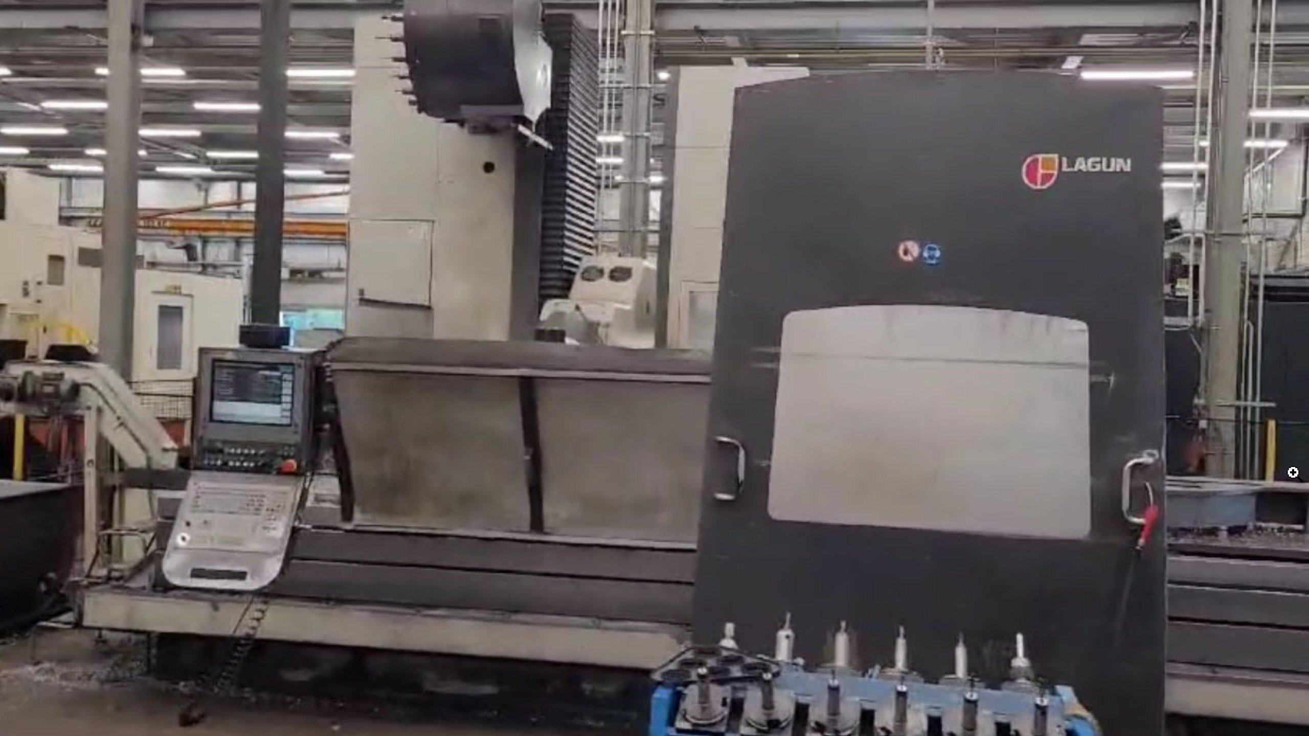 Fraiseuse cnc à banc fixe Lagun Goratu GBM CM5