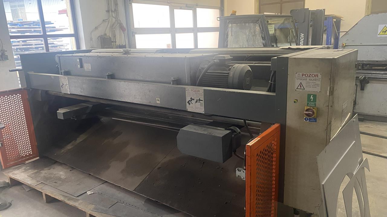 Cisaille guillotine hydraulique FERMAT CNTF 3200/6