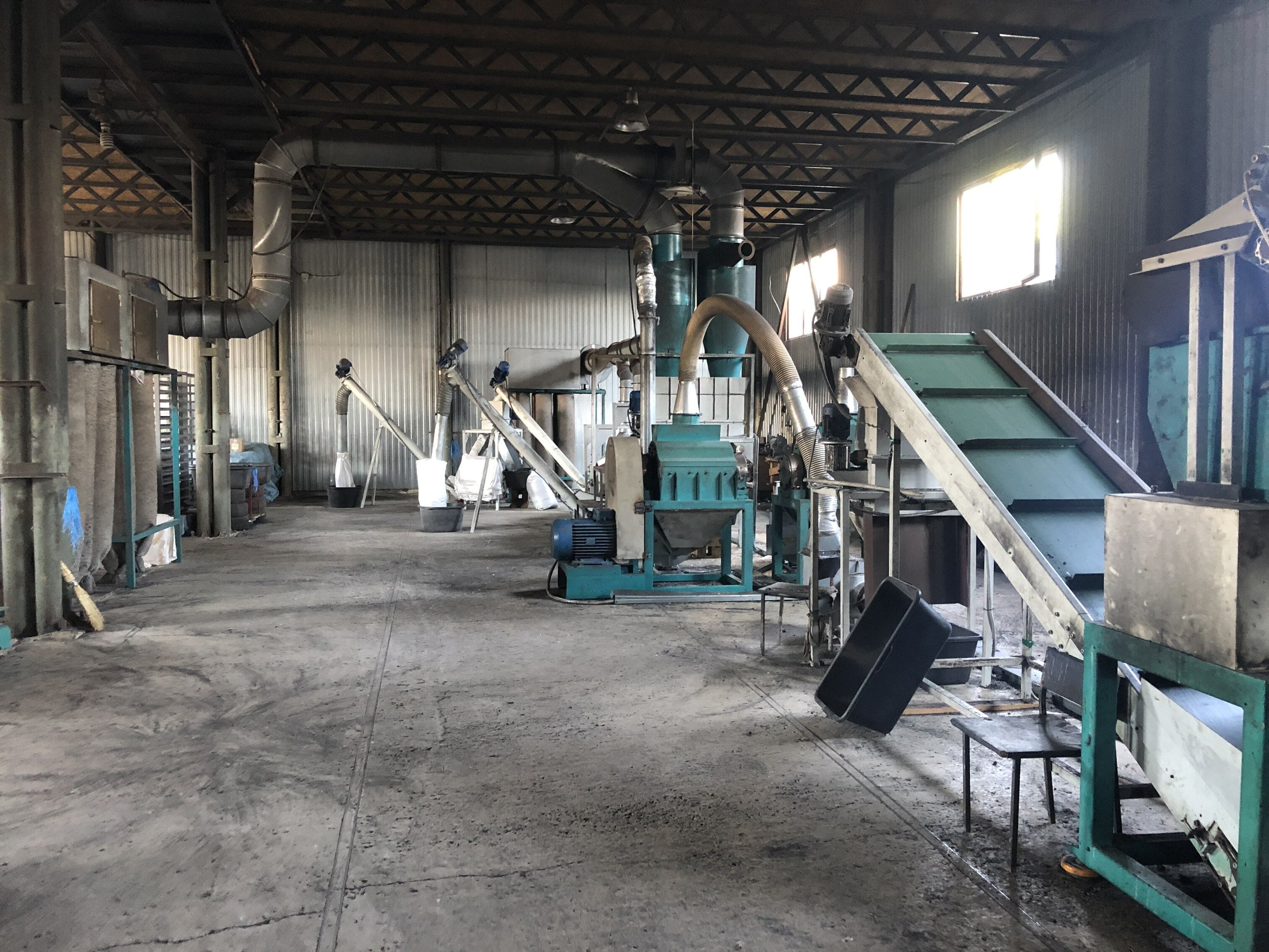 Machine de recyclage plastique Sagama Sagama Pneumatico 700