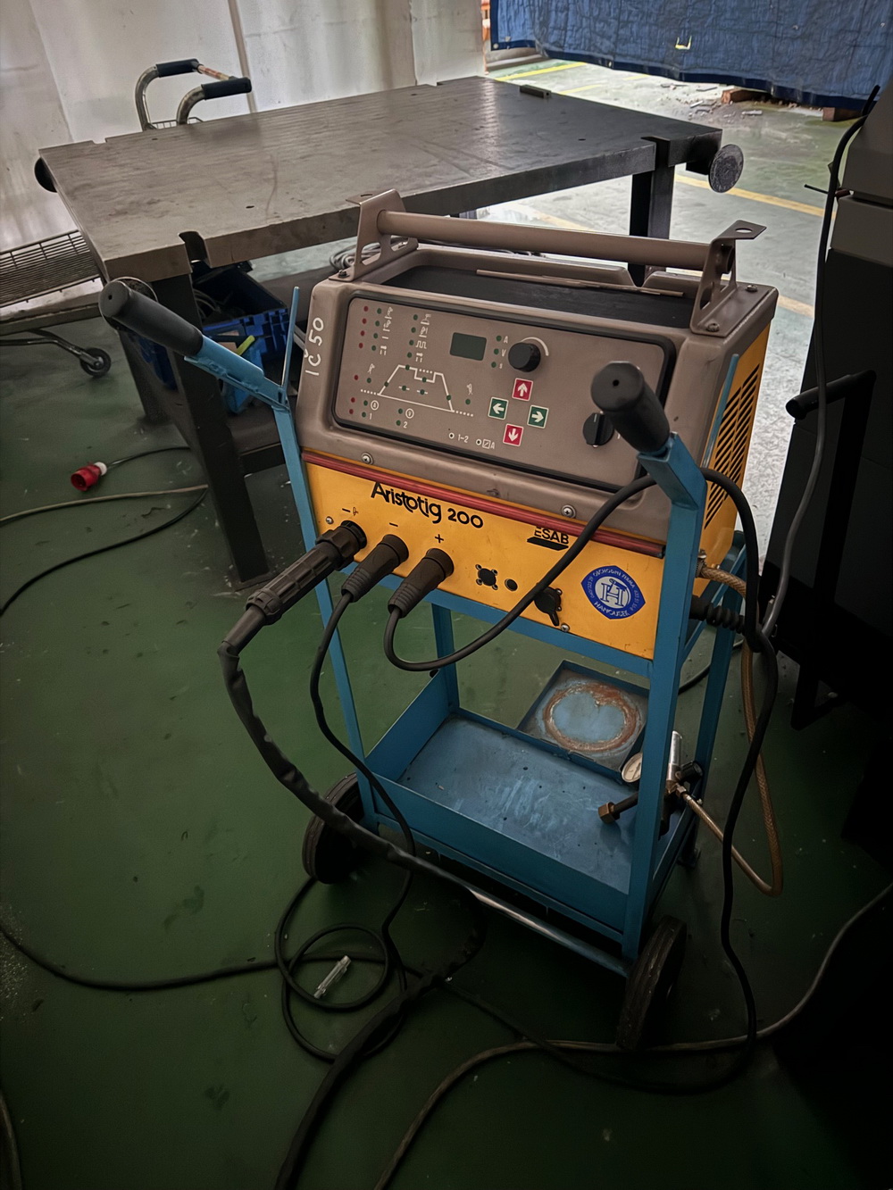 Appareil à souder ESAB ARISTOTIGO 200