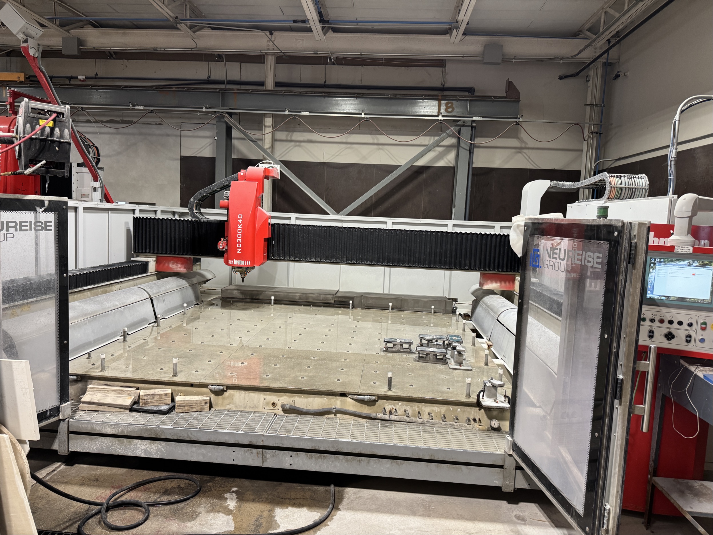 Défonceuse Breton NC-300K40 Hot deal