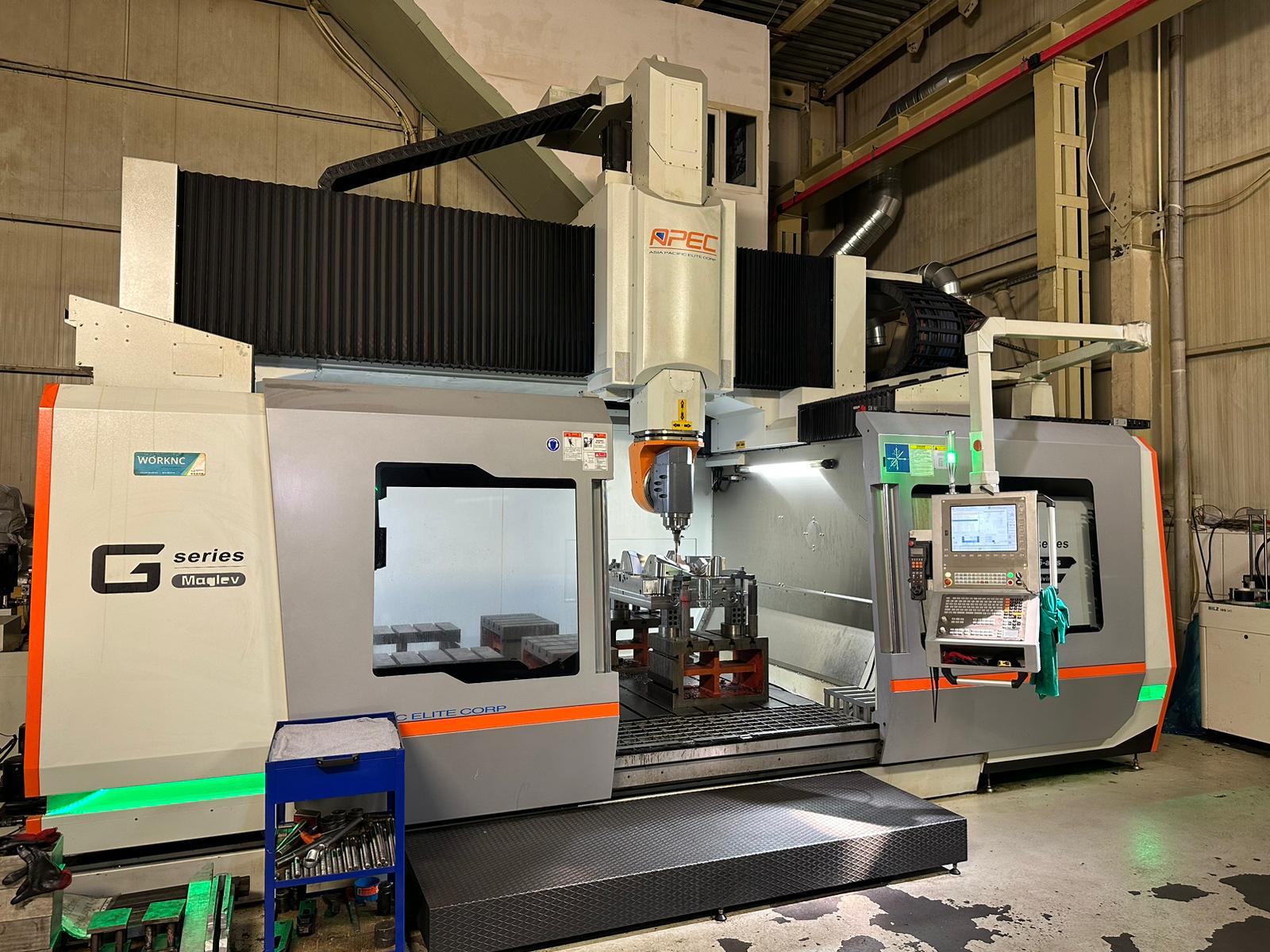 Centre d'usinage 5 axes APEC G30/20
