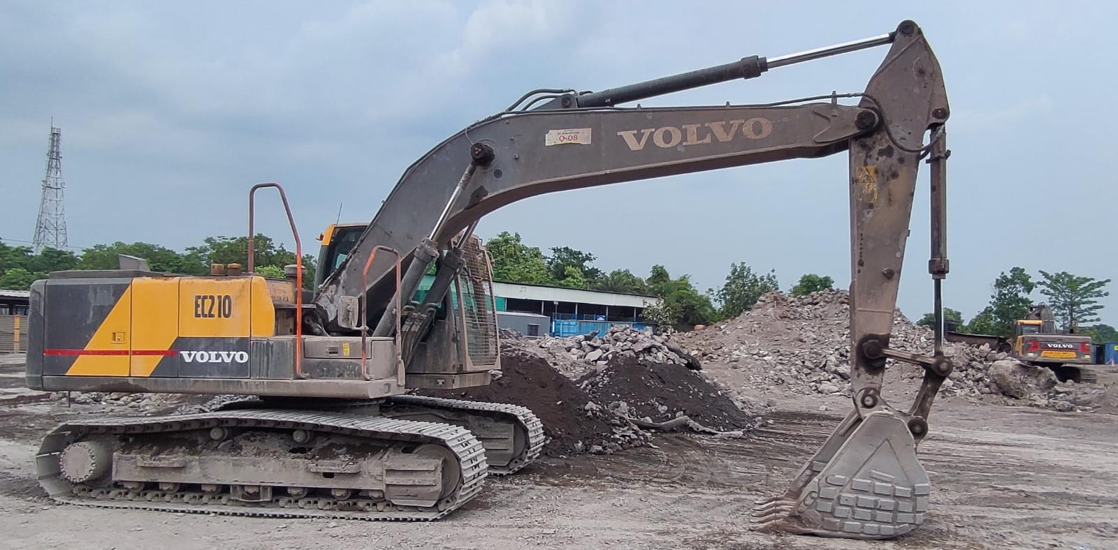 Excavatrice- EC210EB (VOLVO) N° série 350445 Hot deal