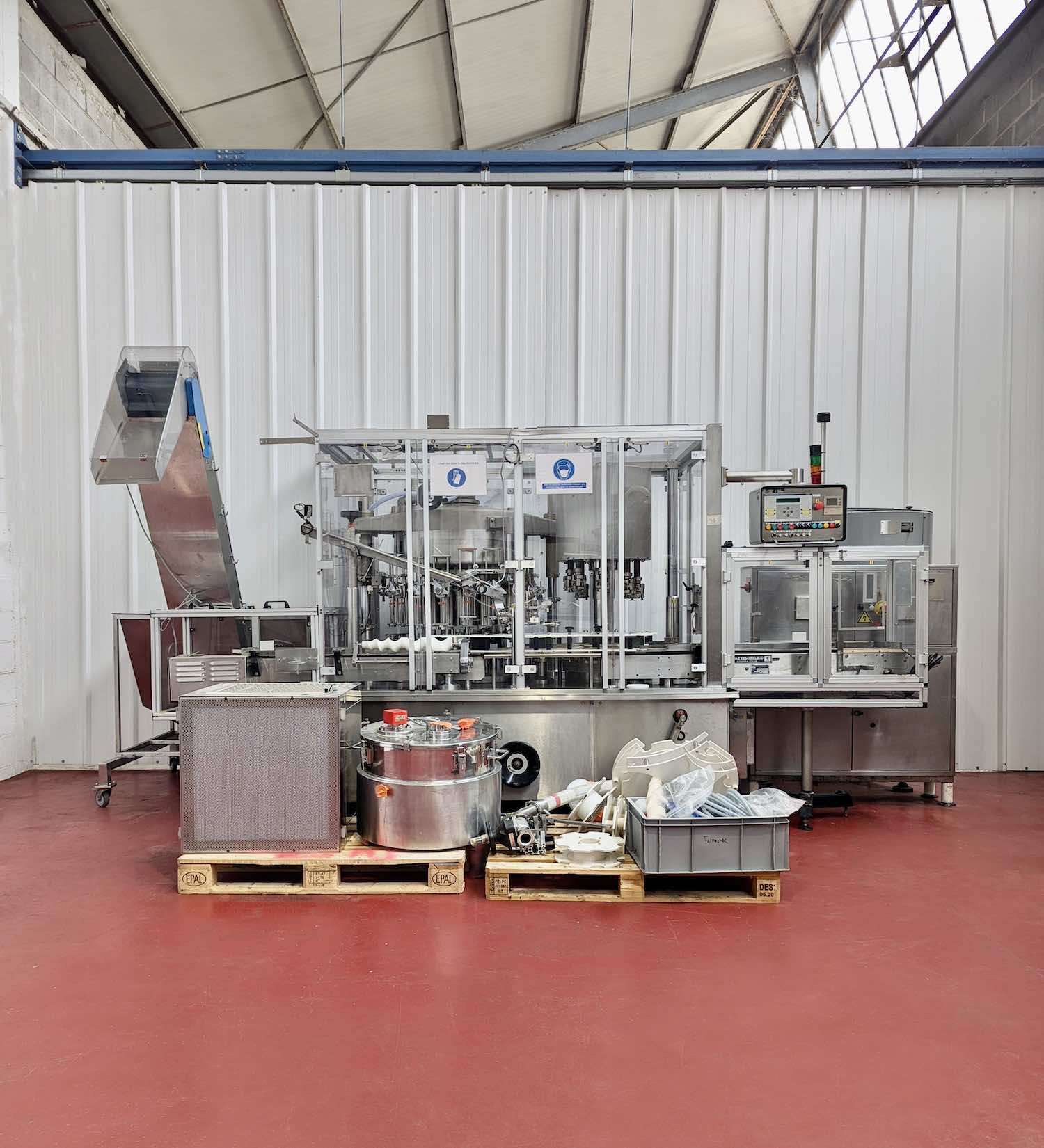 IMA Farmomac F370 18VL 8C - Remplisseuse et scelleuse de flacons