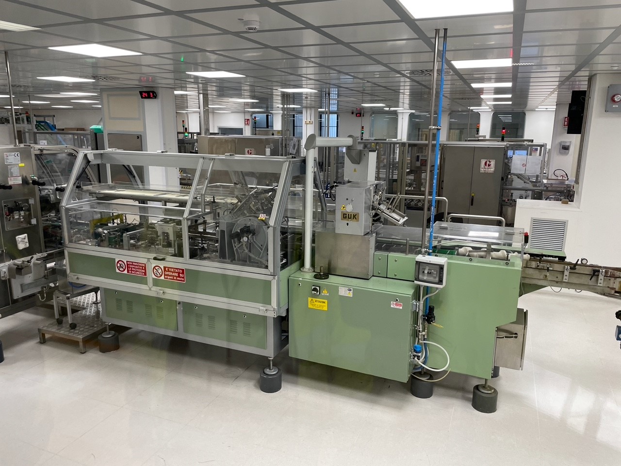 Etuyeuse Cam HF77