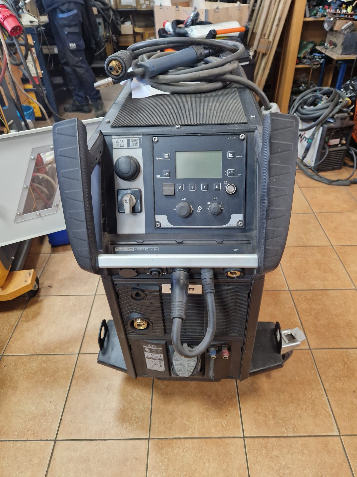 Appareil à souder EWM TITAN XQ 400 puls C W EX WIFI R1 5m