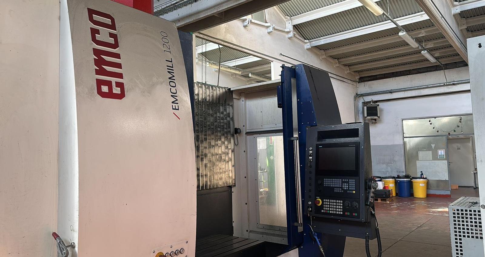 Centre d'usinage vertical EMCO EMCOMILL 1200