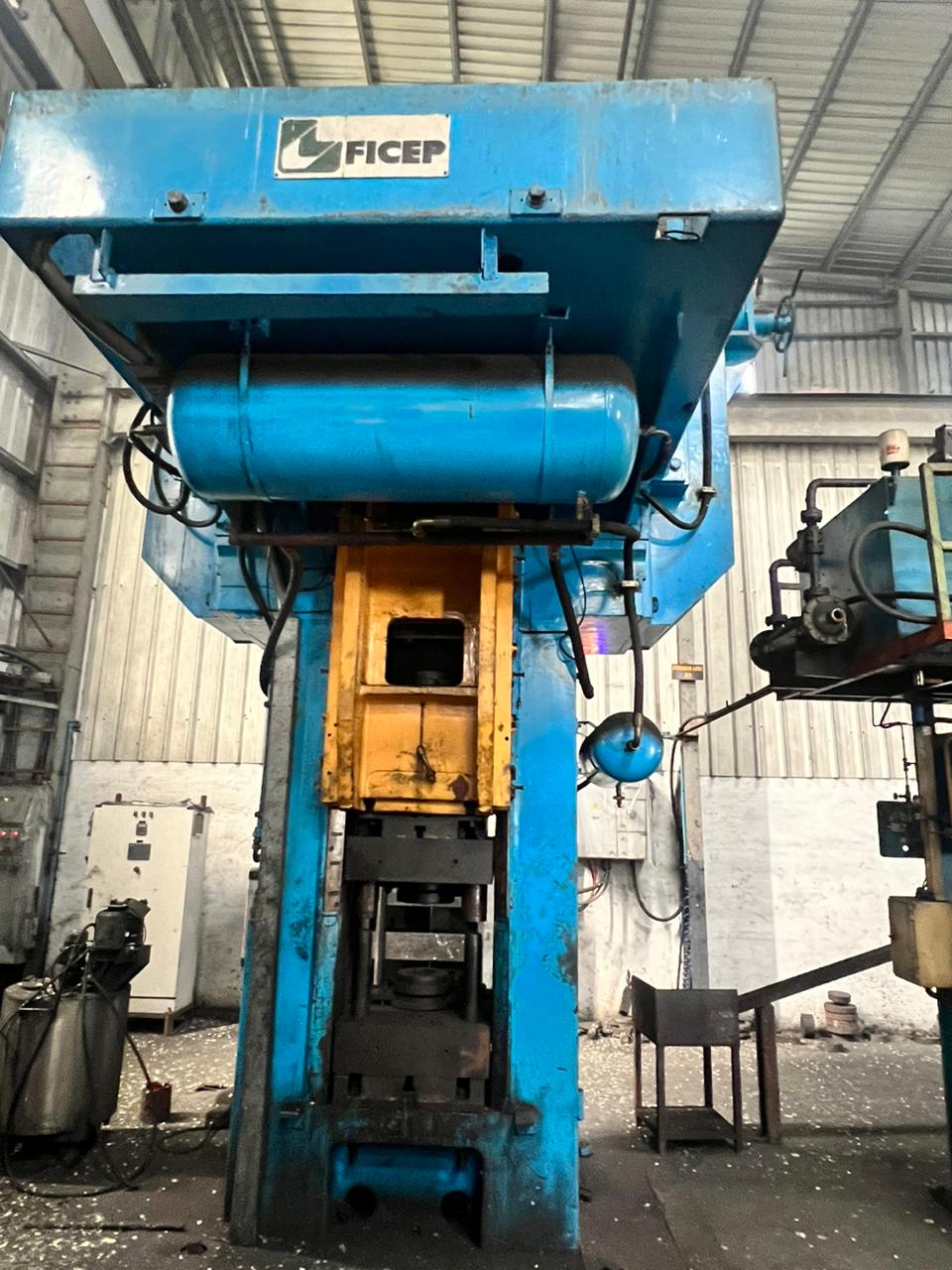Presse Ficep PVM315