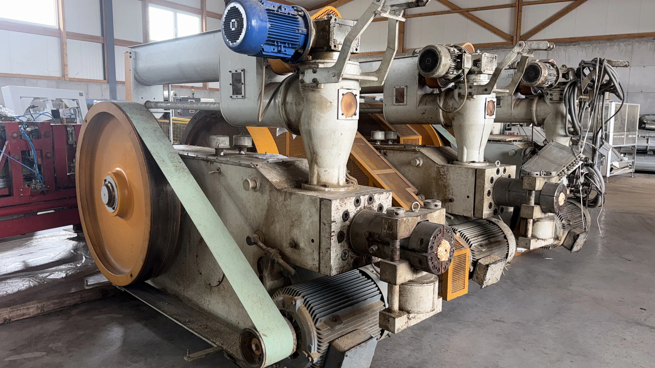 Machine de briquetage DiPiu MB100