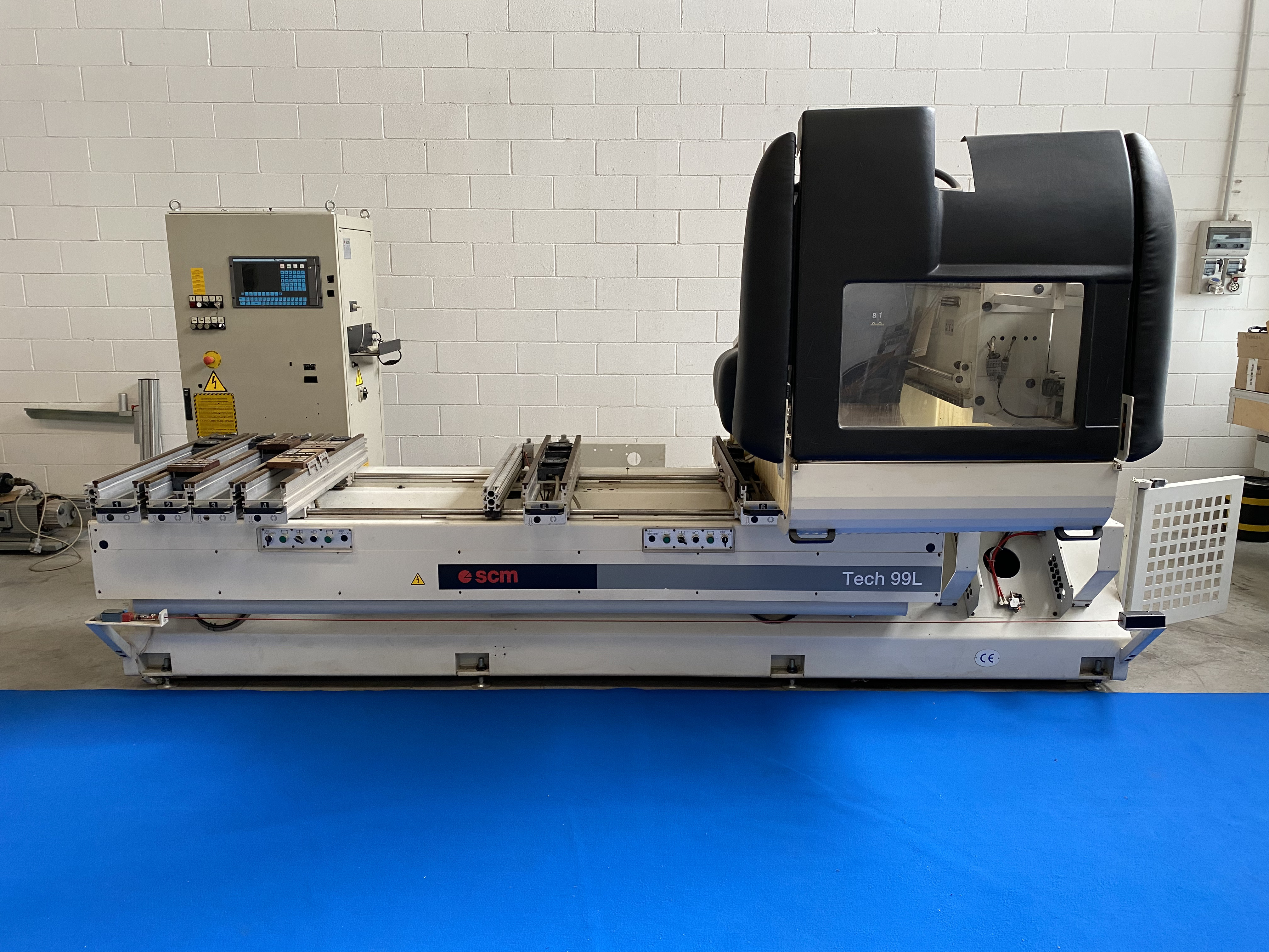 Routeur SCM Tech 99 L