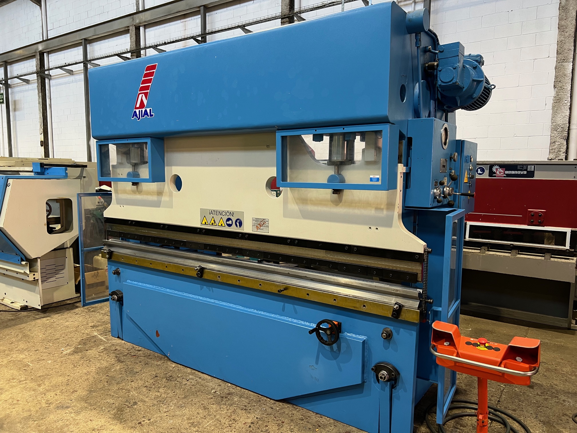 Presse plieuse AJIAL 3050mm