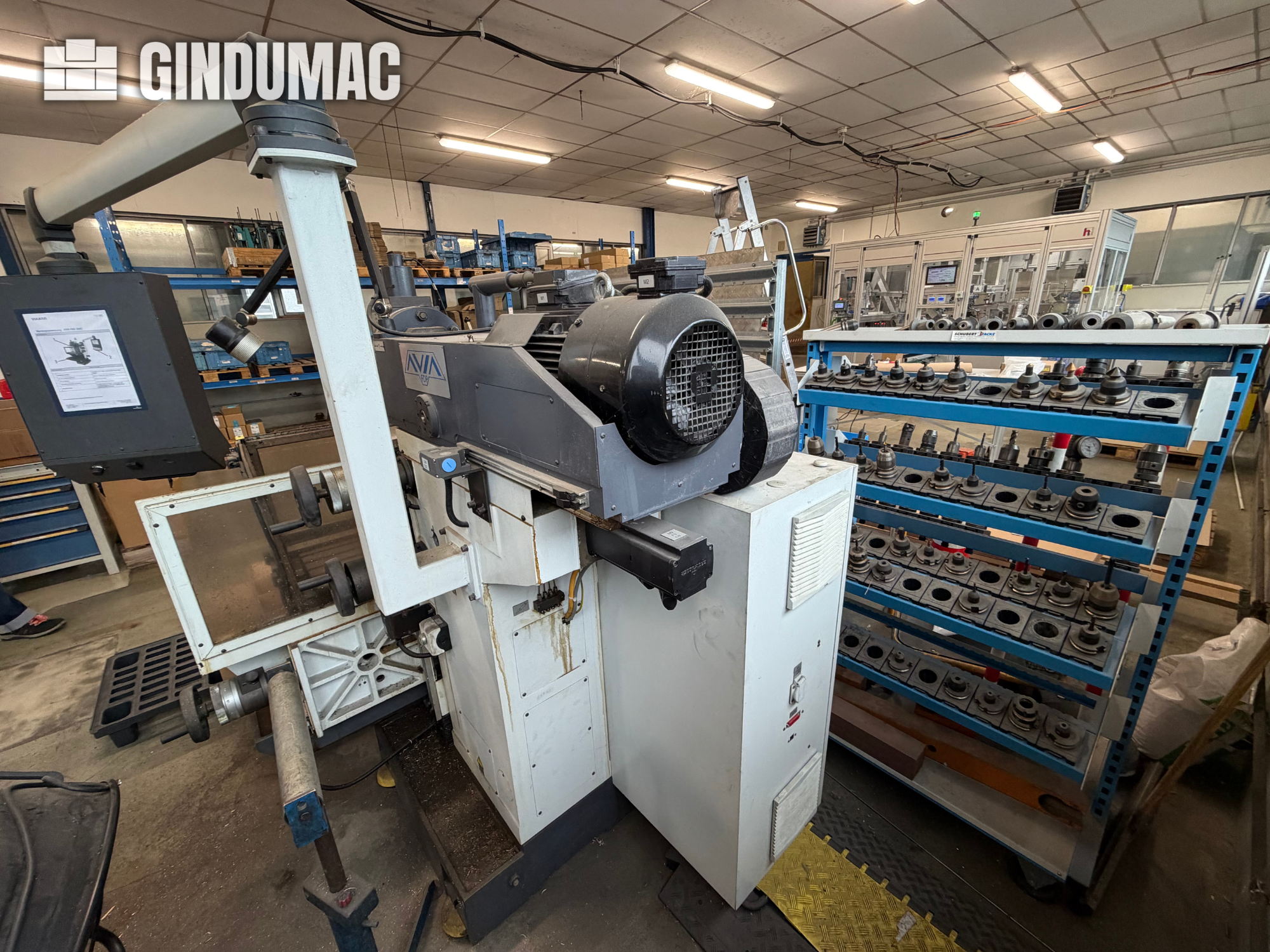 Centre d'usinage vertical Avia FNX30NC