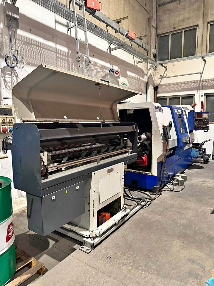Tour CNC avec ravitailleur de barres Dart TC 350 d'occasion