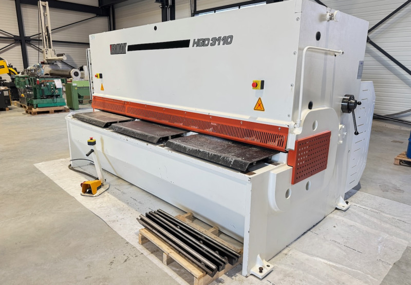 Cisaille guillotine hydraulique Ermaksan HGD