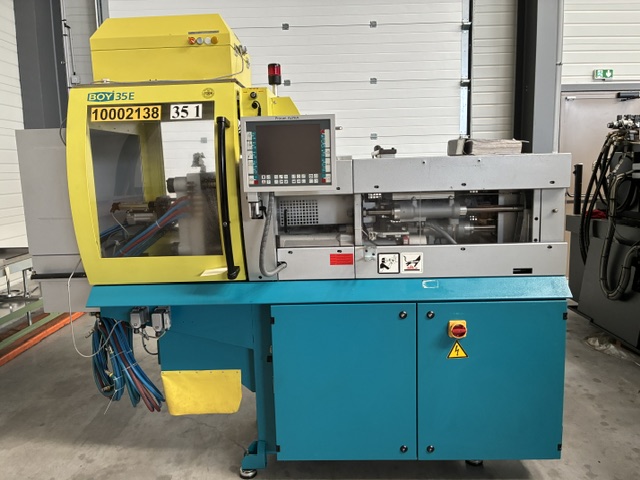 Presse à injecter BOY 35T 35E