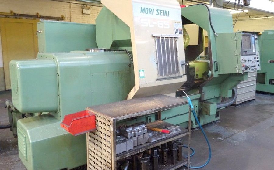 Tour motorisé cnc Mori Seiki SL 65 B d'occasion