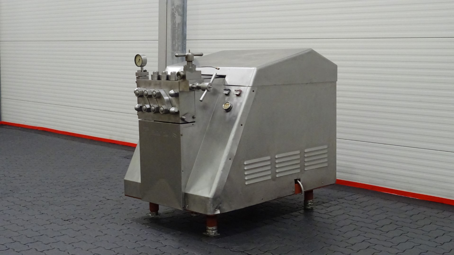 Homogénéisateur à haute pression APV Gaulin 1056 MC 18-5TPSX