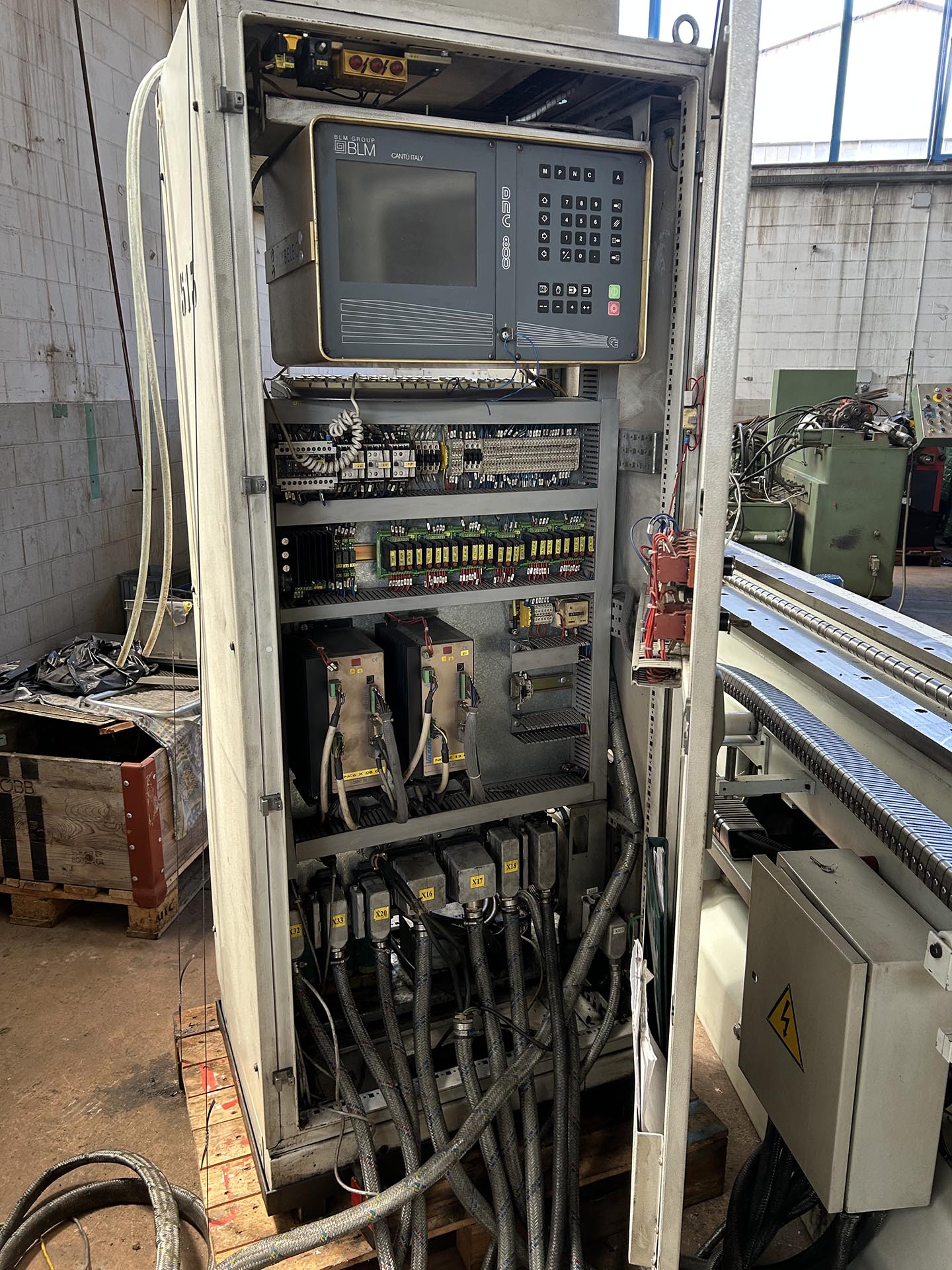 Cintreuse de tubes BLM B63 CNC