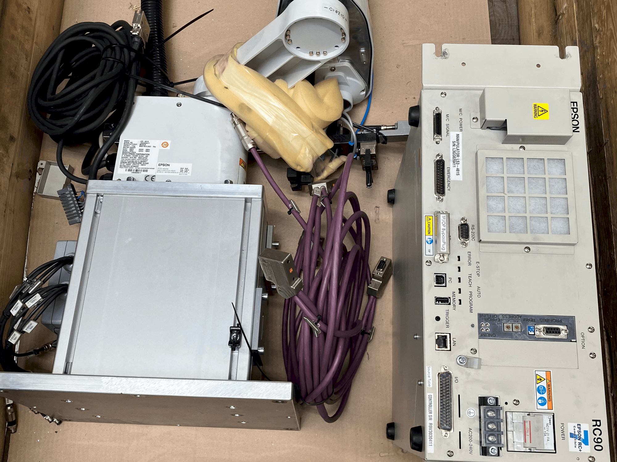 Presse à genouillère EPSON LS6-602S