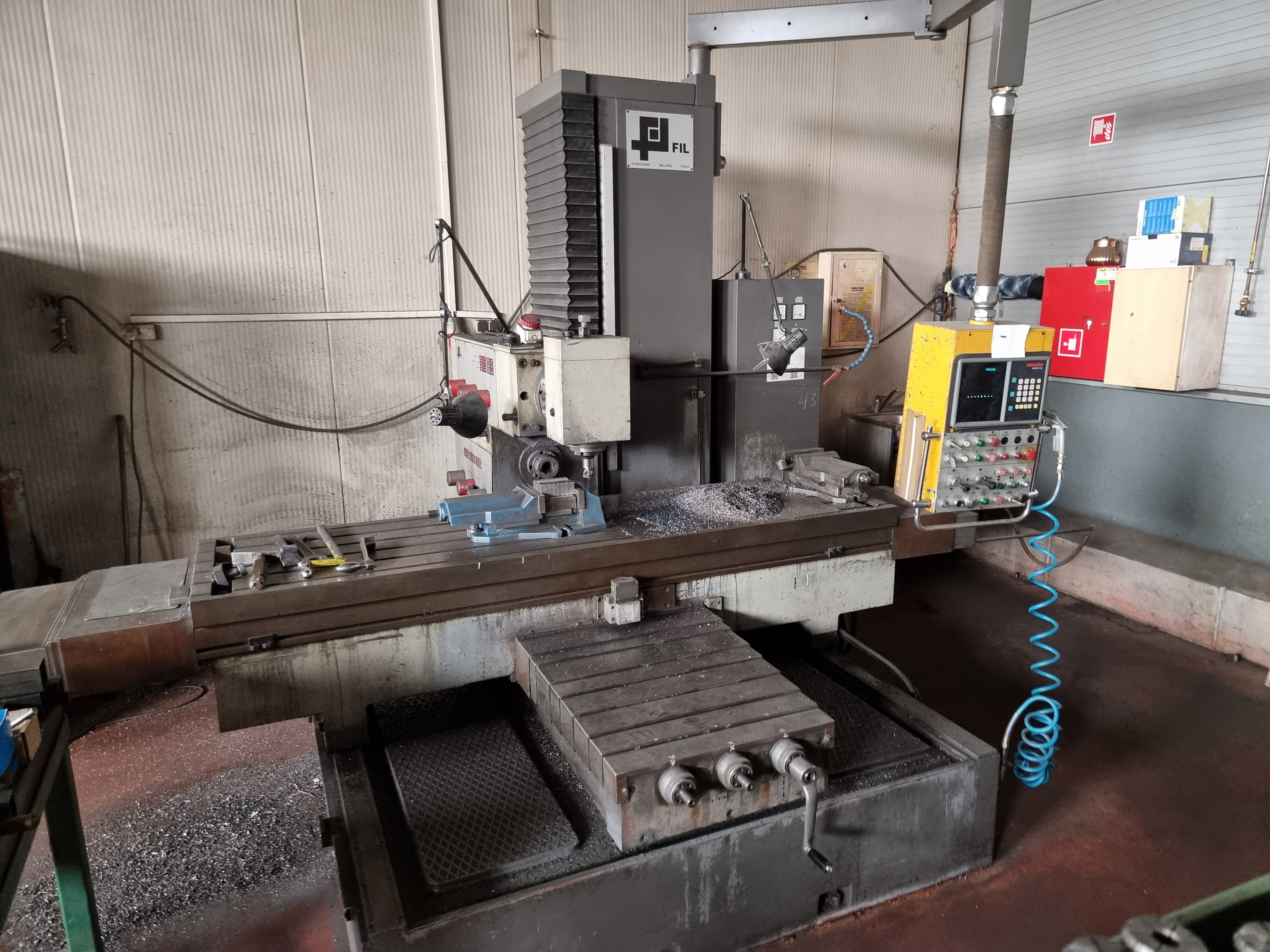 Fraiseuse universelle FIL FA200