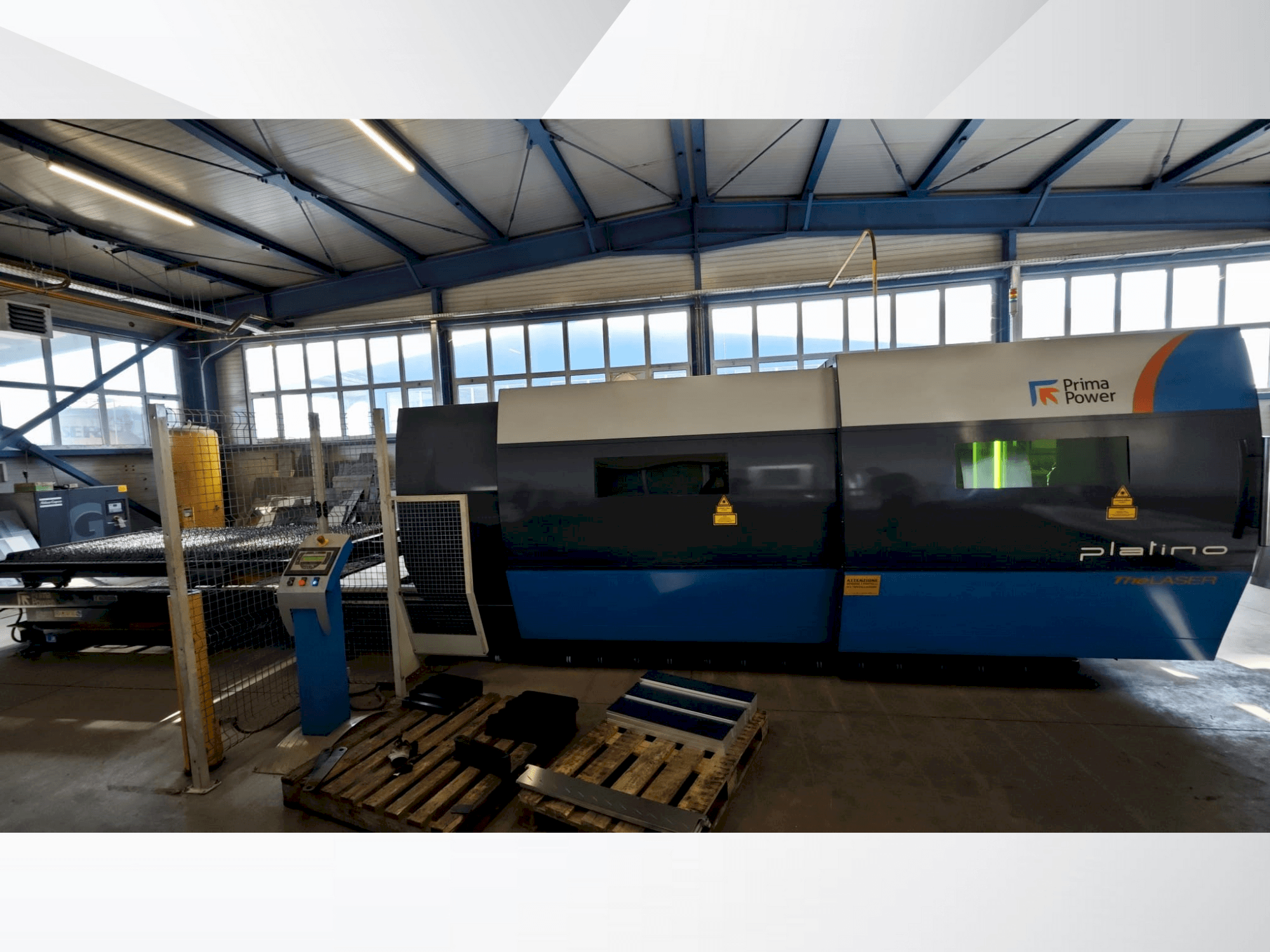 Machine de découpe laser Prima Power PLATINO Fiber 2kW