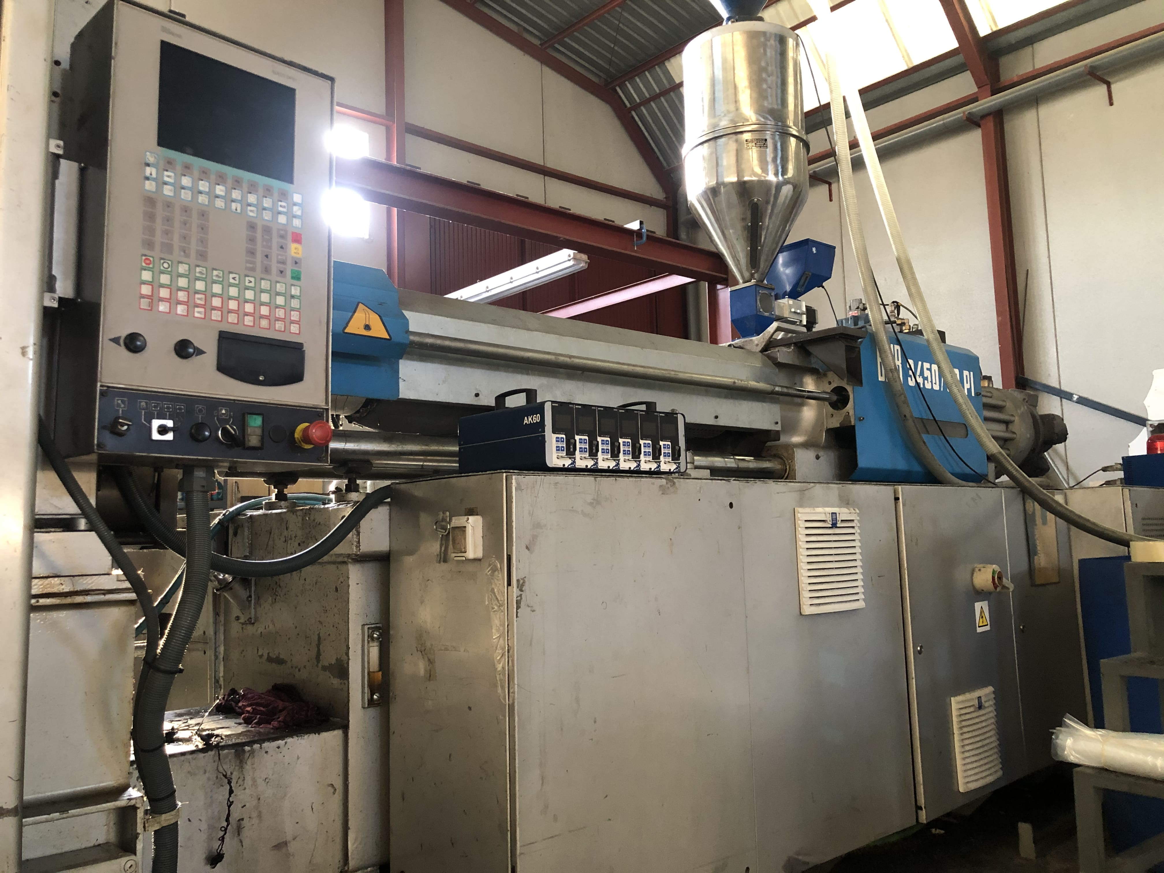 Presse à injecter BMB KW38PI/3450