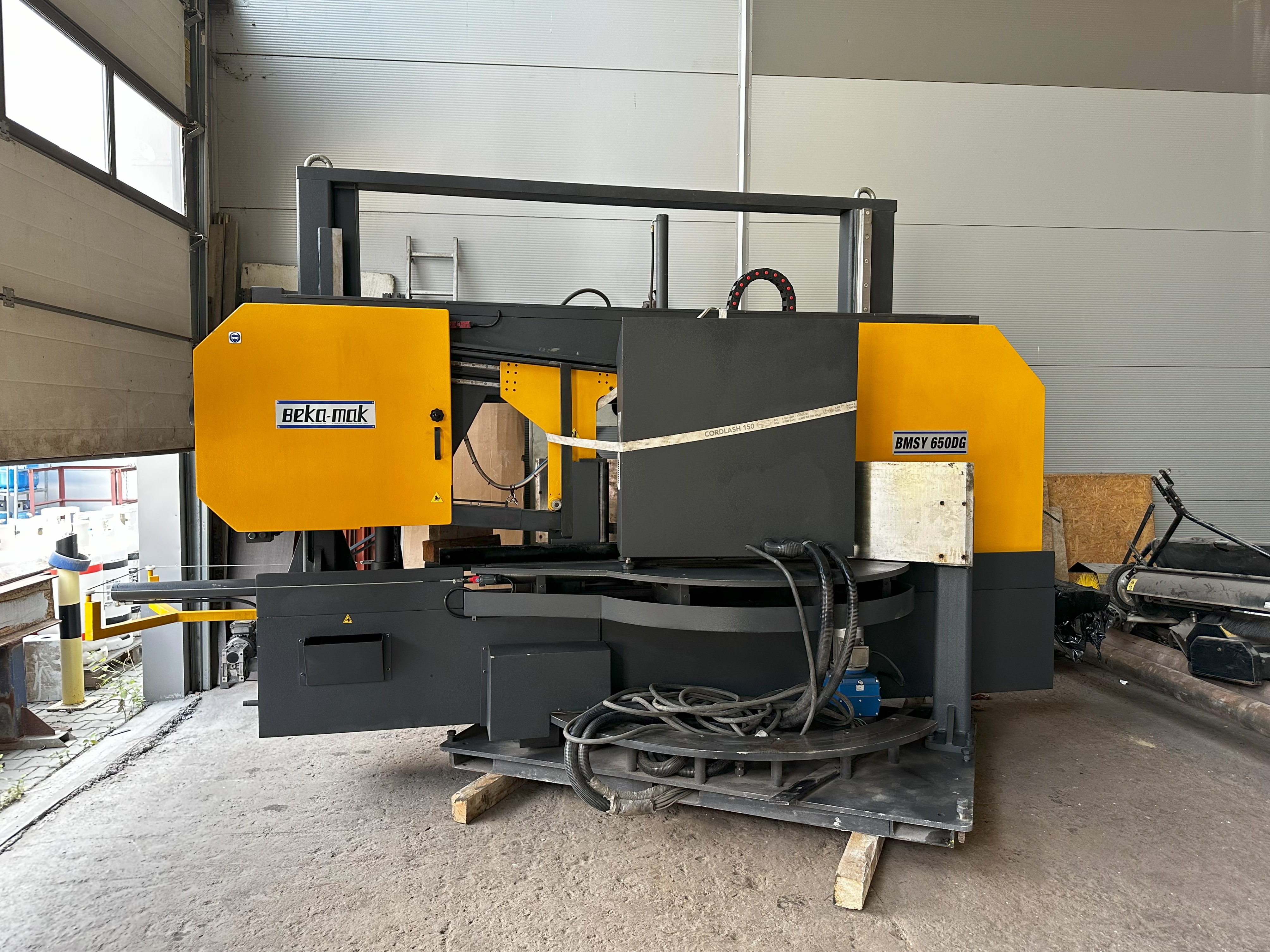 Scie à ruban pour métal BEKA-MAK BMSY 6500DG Hot deal
