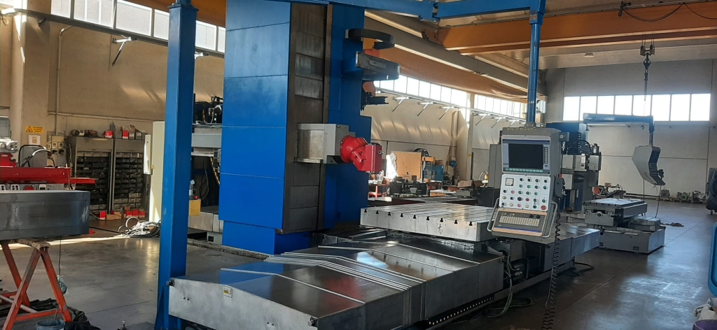 Fraiseuse à banc fixe FIL FCTG450 d'occasion