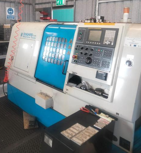 Tour cnc avec outils fixes DUGARD Eagle 200 d'occasion