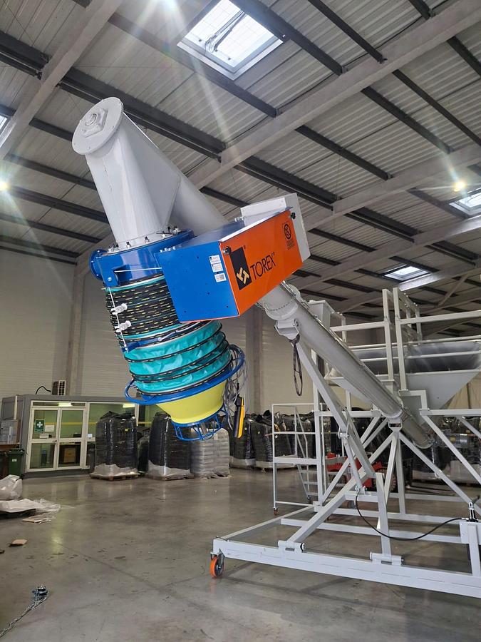 Machine pour le plastique GERMANPLAST SRL TANKER TRUCK LOADING SYSTEM