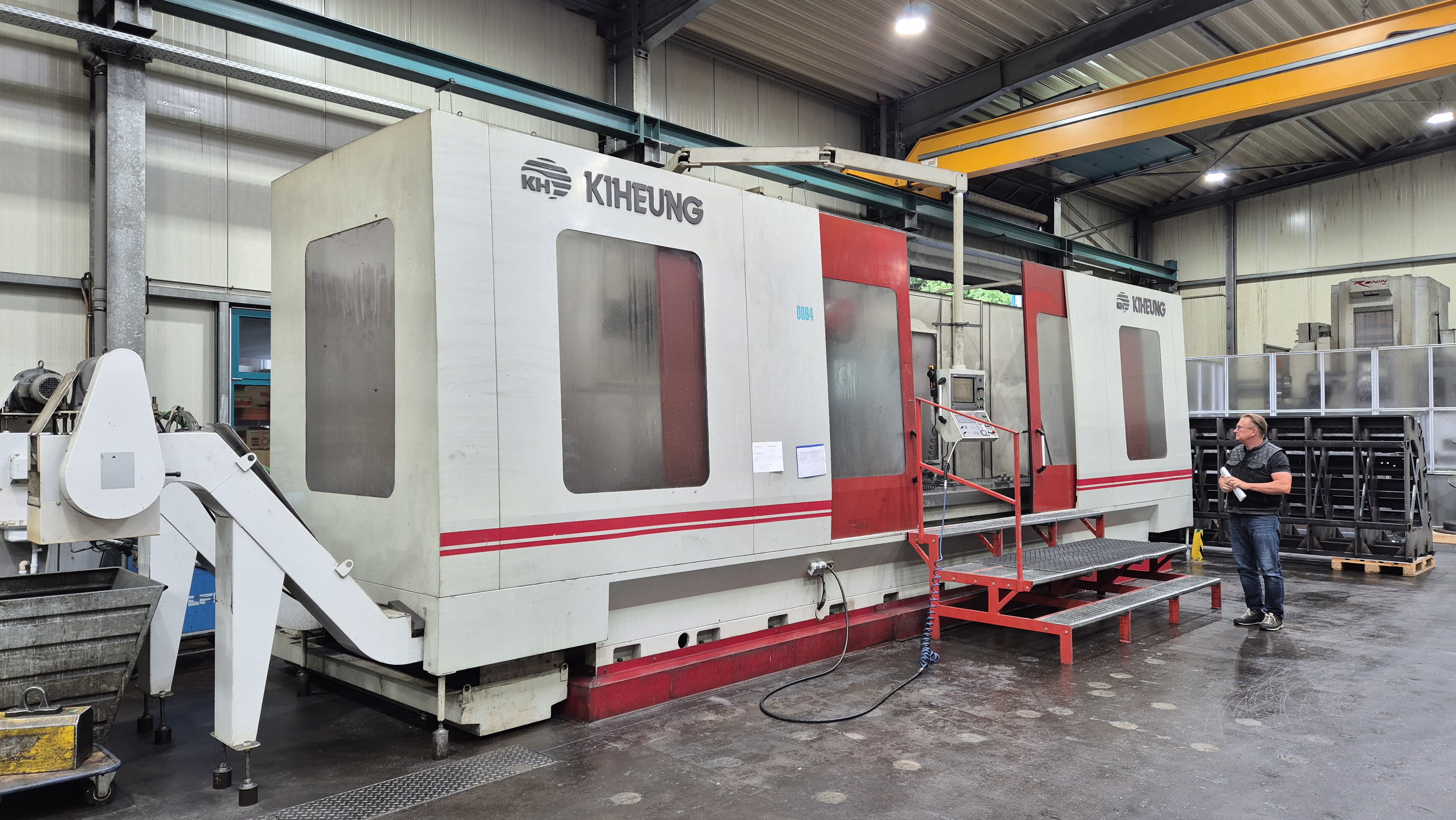 Fraiseuse cnc à banc fixe KIHEUNG U 1350