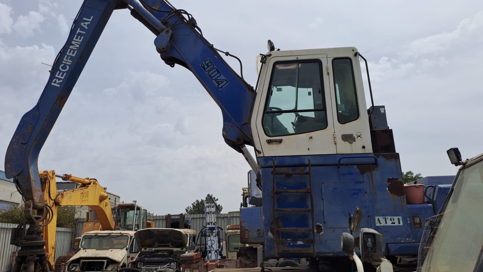 Excavateur Liebherr A904