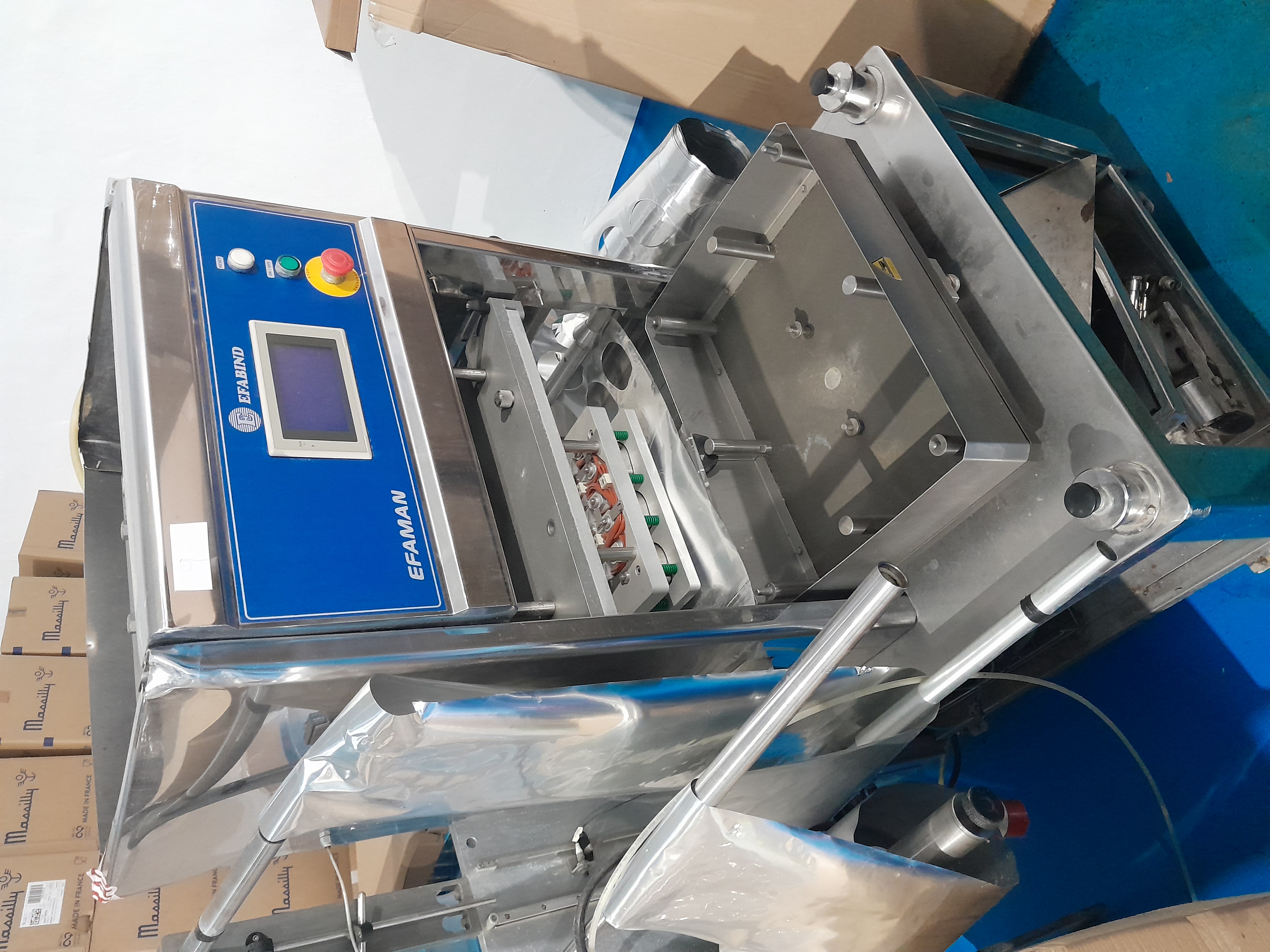 Machine à thermodurcir Efabind Efaman
