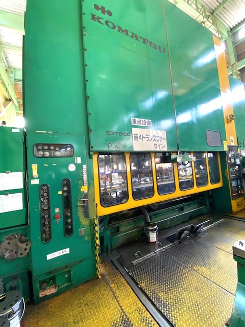 Presse Komatsu 800 ton