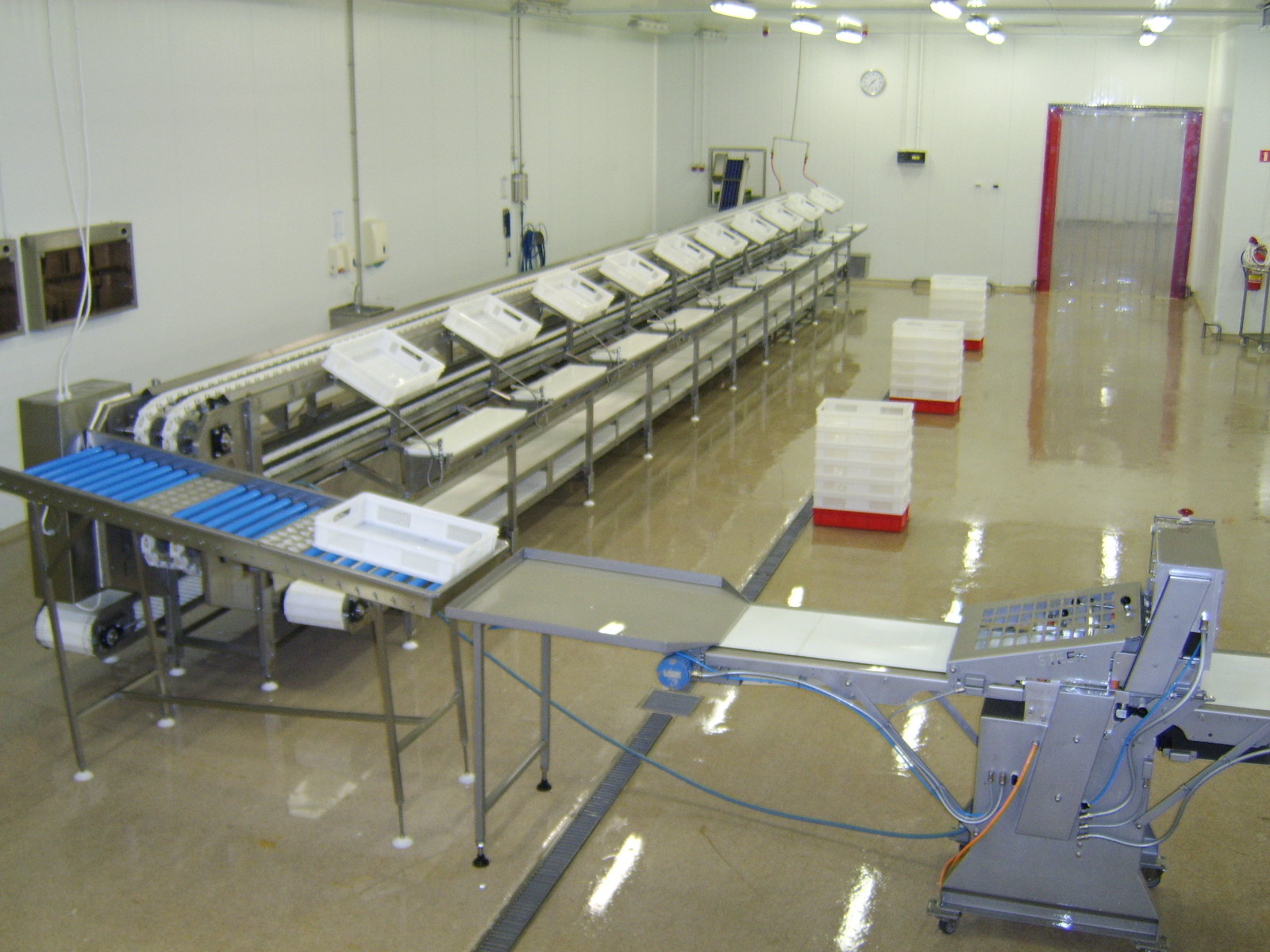 Machine à éplucher MISCELLANEOUS 20 station fish trimming/filleting line