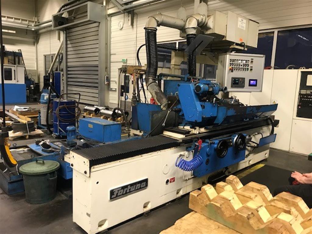 Rectifieuse cylindrique Fortuna F 25 S 1600 A 45 CNC
