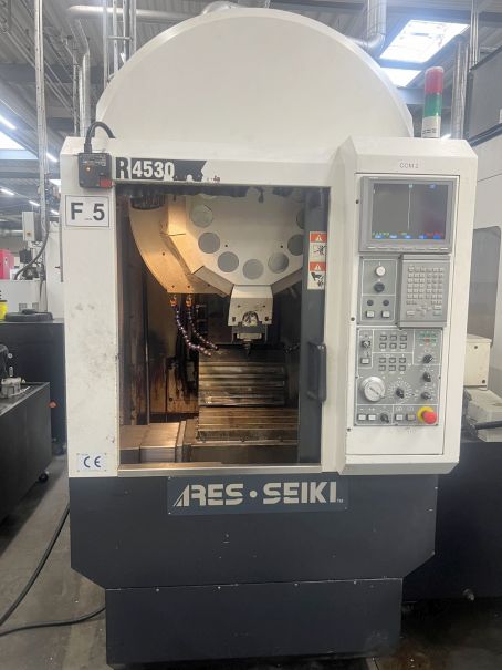 Centre d'usinage vertical ARES SEIKI R-4530