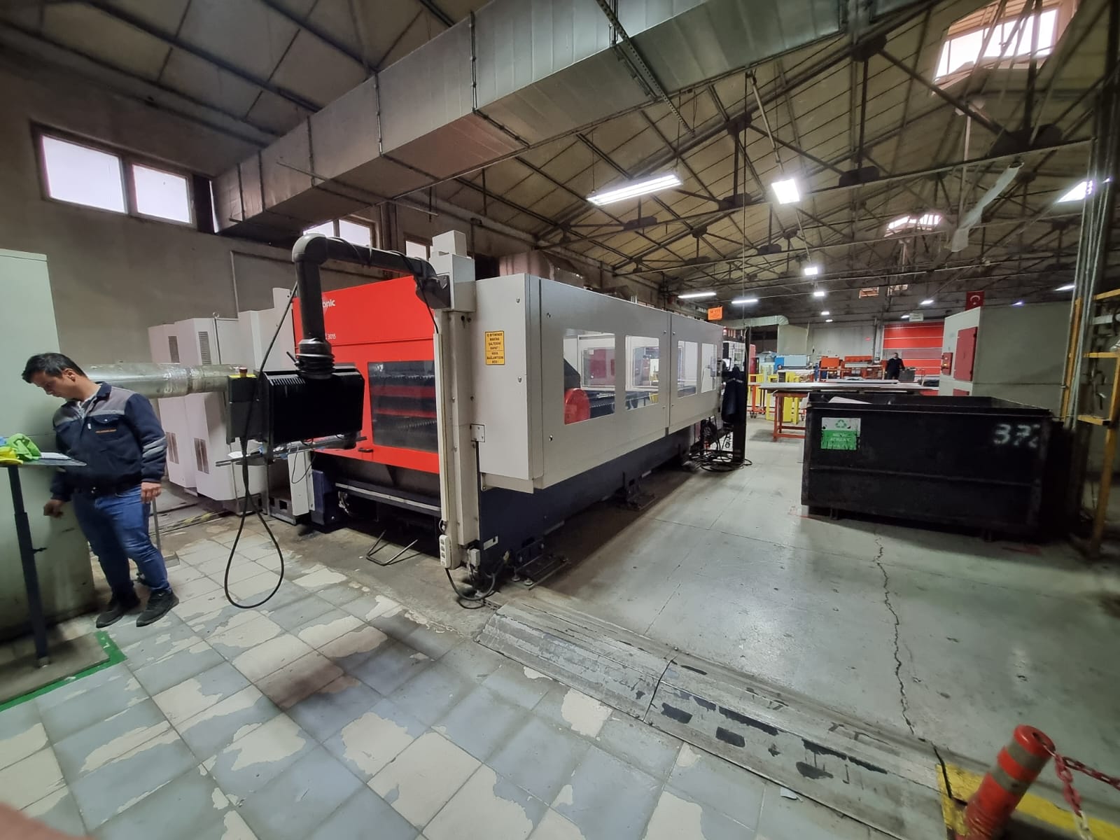 Machine de découpe laser Bystronic BySprint 3015