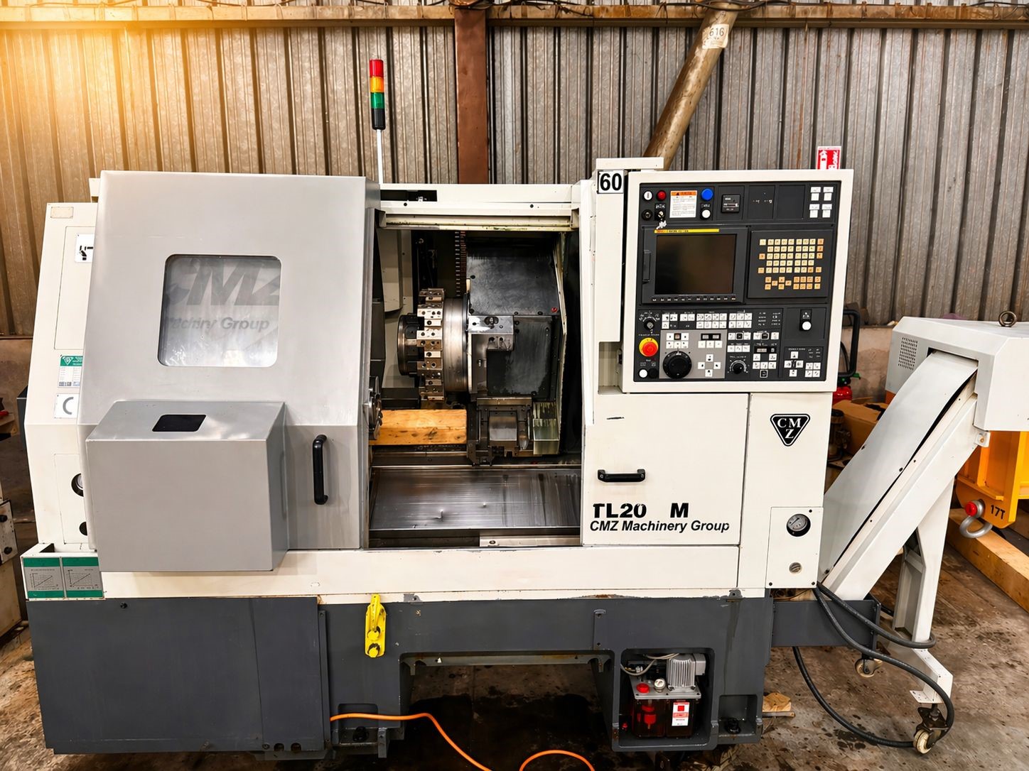 Tour CNC CMZ TL20M