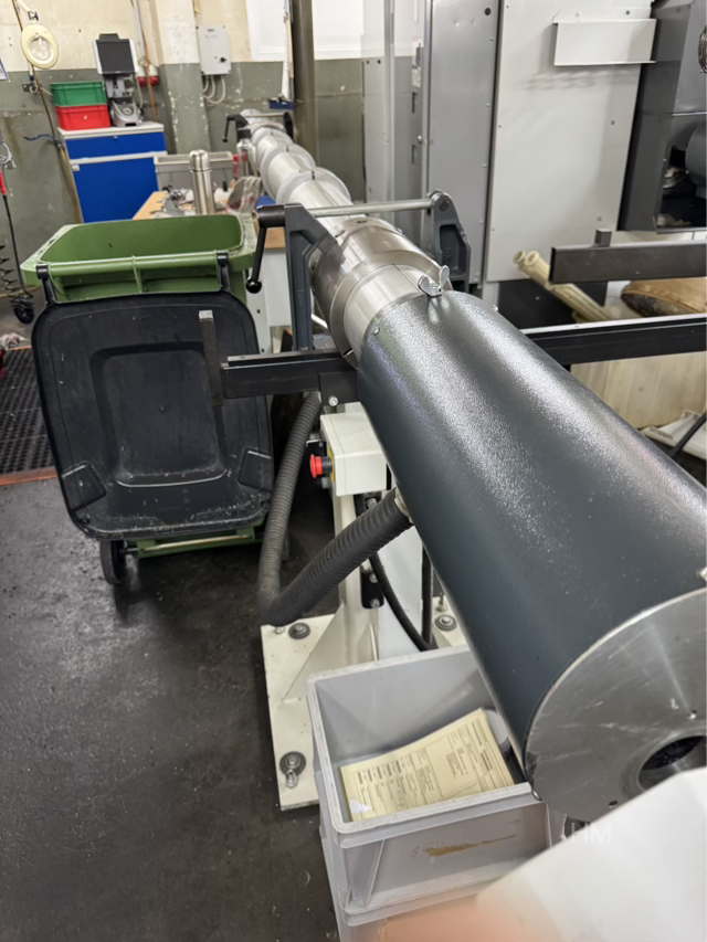 Alimentateur de barre LNS HYDROBAR