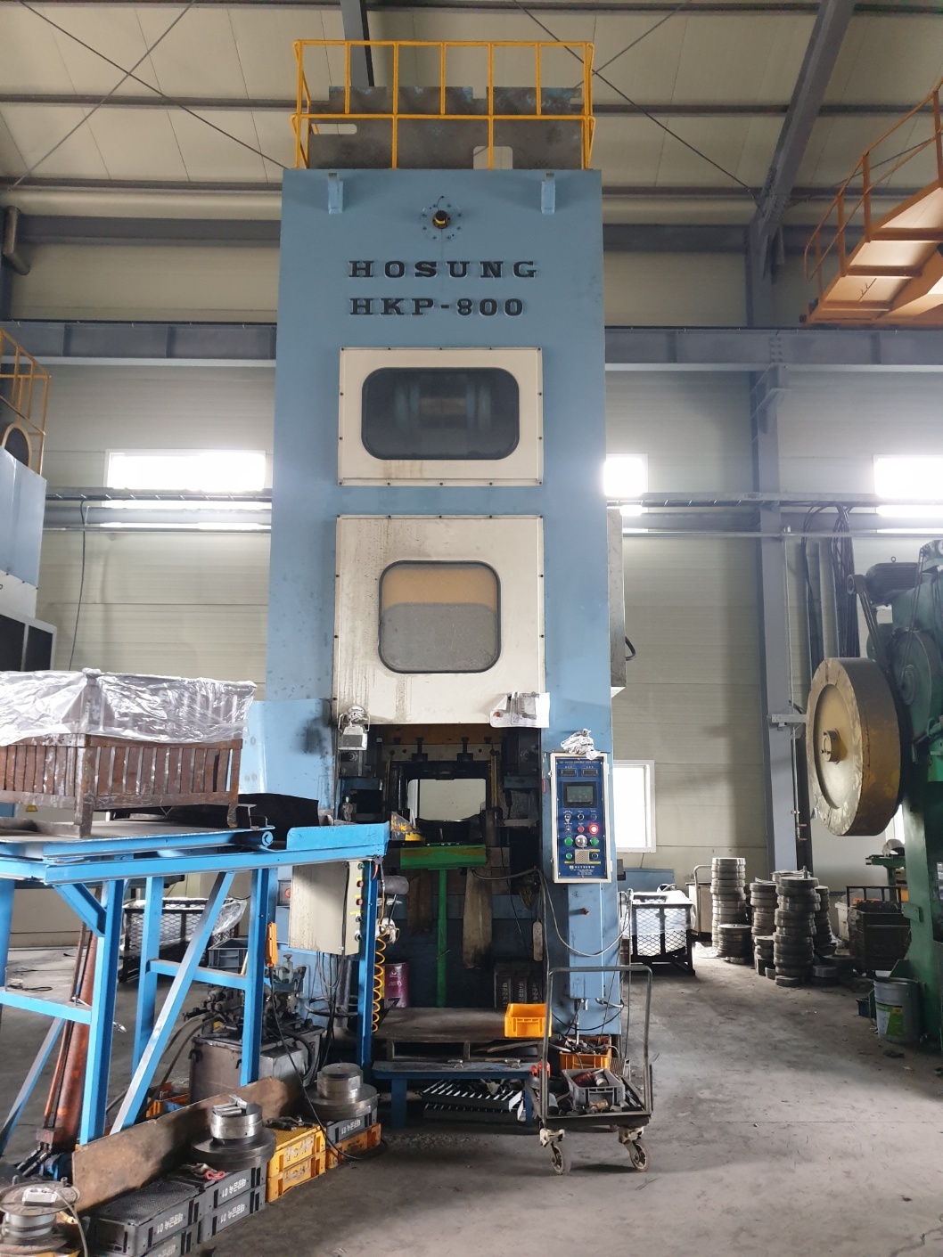 Presse d'extrusion à froid Hosung HKP800