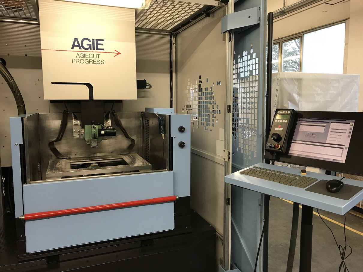Machine d'électro-érosion par fil AGIE AGIECUT Progress 2 d'occasion