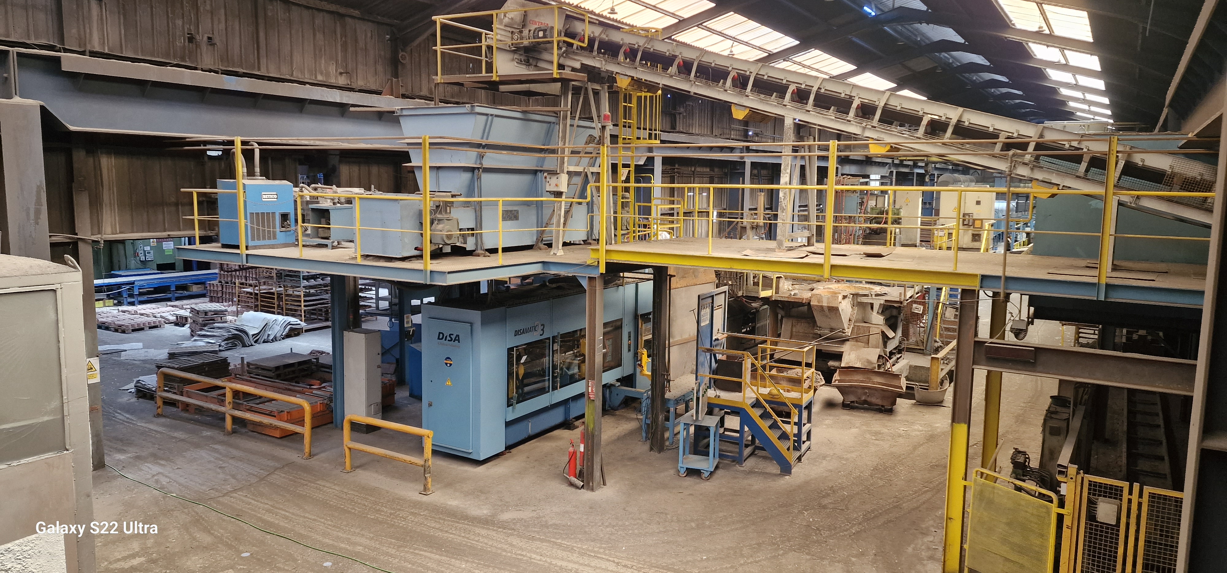 Machine de moulage vertical à grande vitesse en sable vert DISAMATIC DS3 Z555 CSE