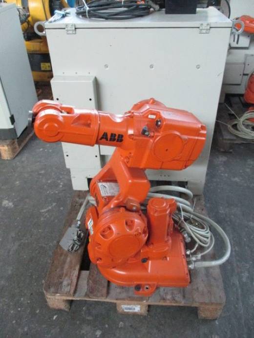 Robot ABB Robotics IRB 140 S4C + M2000