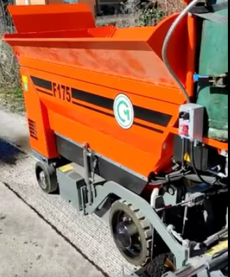 Machine à paver CM F175