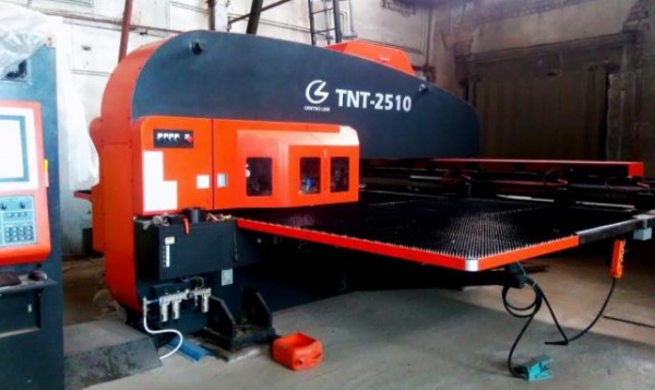 Poinçonneuse à cnc Centro line TNT-2510 Hot deal